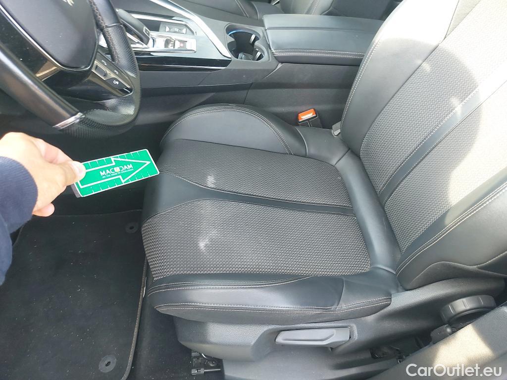 Peugeot  3008 PEUGEOT  / 2020 / 5P / todoterreno 1.5 BlueHDi 96kW S&S GT EAT8 #21