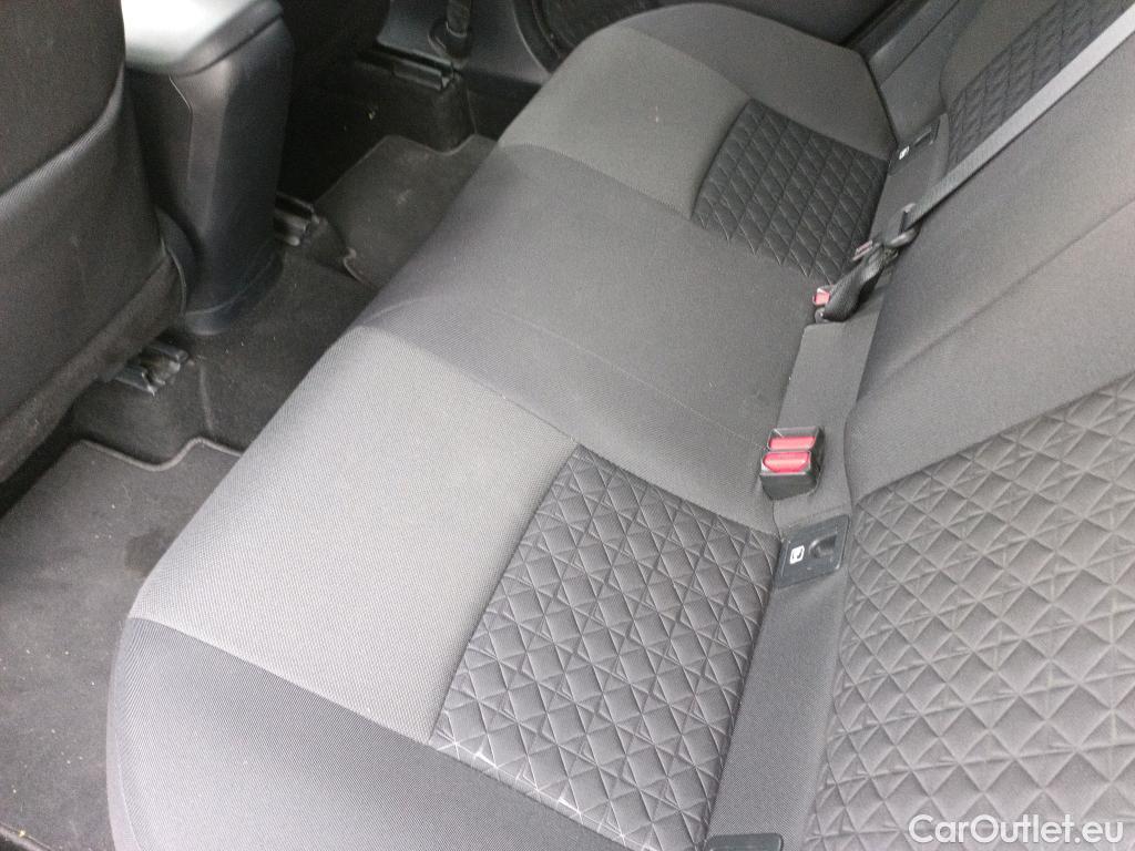  Toyota  C-HR TOYOTA  / 2019 / 5P / todoterreno 1.8 125H Advance #21