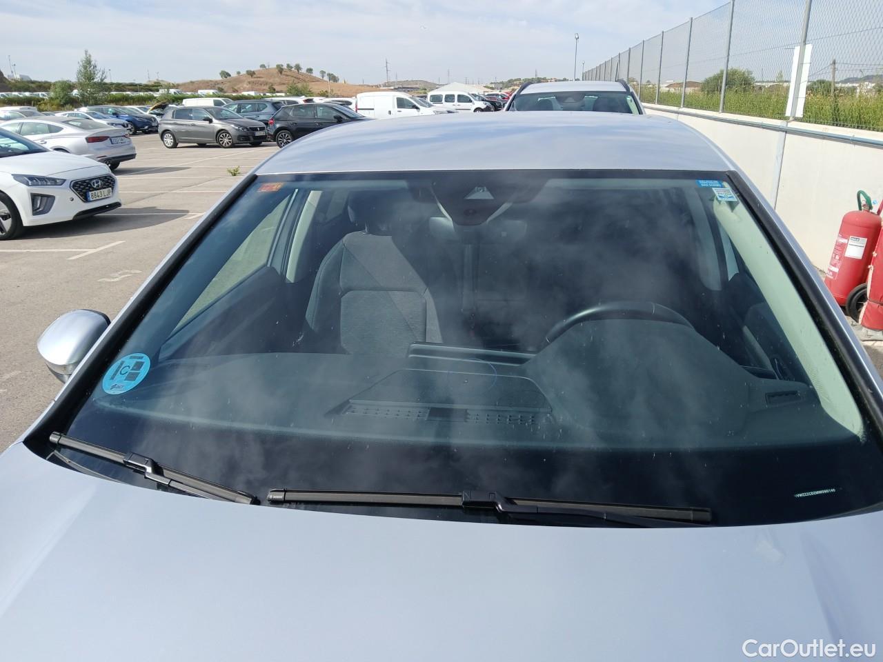  Volkswagen  Golf  VIII Lim. Life 2.0 TDI 115CV MT6 E6dT #12