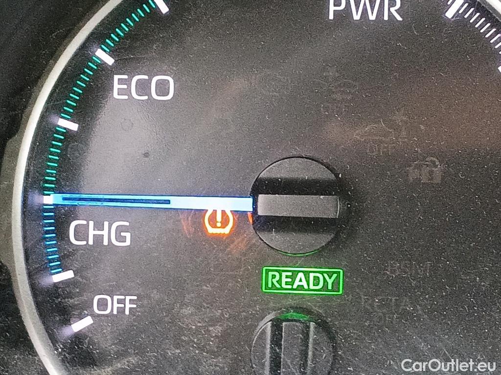 Toyota  RAV4 TOYOTA  / 2018 / 5P / todoterreno 2.5l 220H Business #39