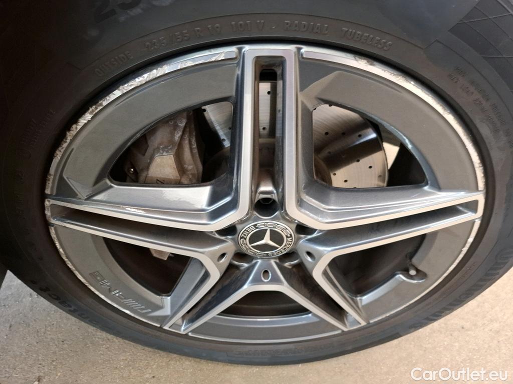  Mercedes  G-Klasee MERCEDES-BENZ GLC Coupe / 2019 / 5P / Coupé GLC 300 e AMG Line 4Matic #25