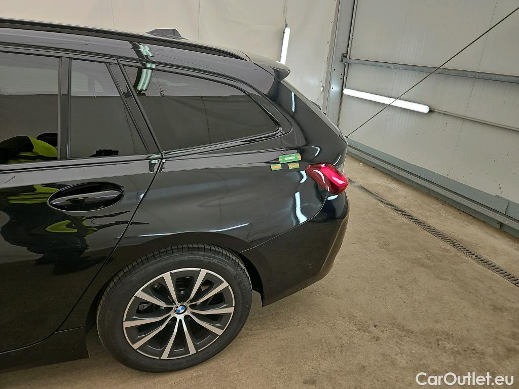 Bmw  Serie 3 BMW Série 3 Touring / 2022 / 5P / Break 318i 156ch Business Design BVA8 #1