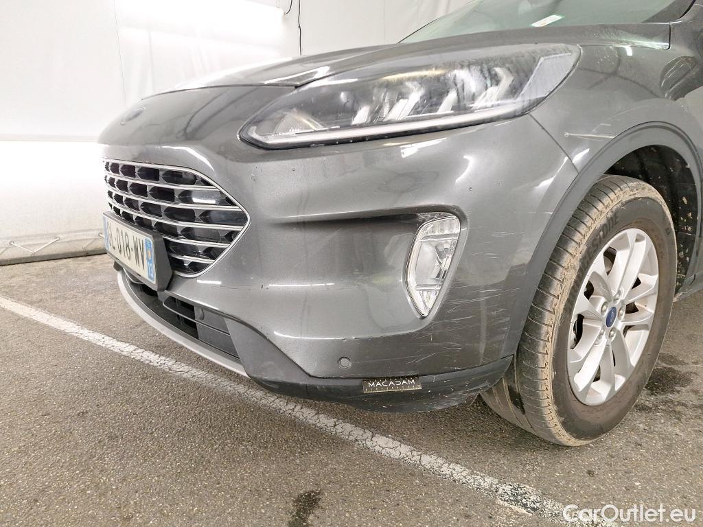  Ford  Kuga FORD  / 2019 / 5P / SUV 2.5 190 hybrid Flexifuel Pshift Titanium #66