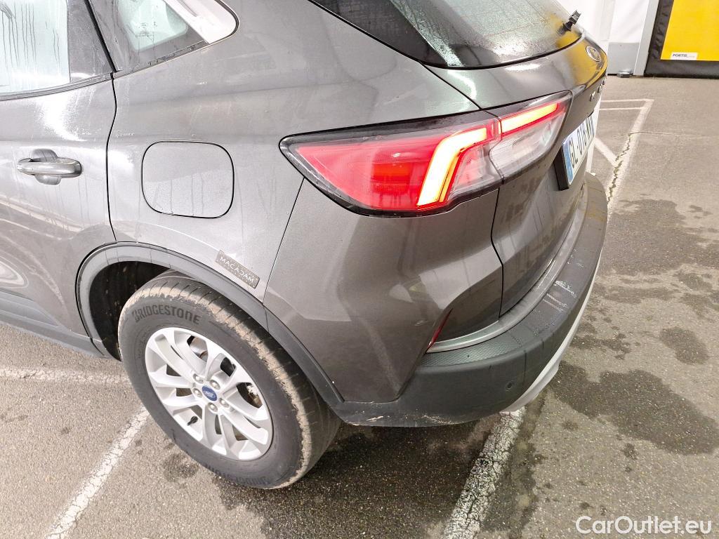  Ford  Kuga FORD  / 2019 / 5P / SUV 2.5 190 hybrid Flexifuel Pshift Titanium #75