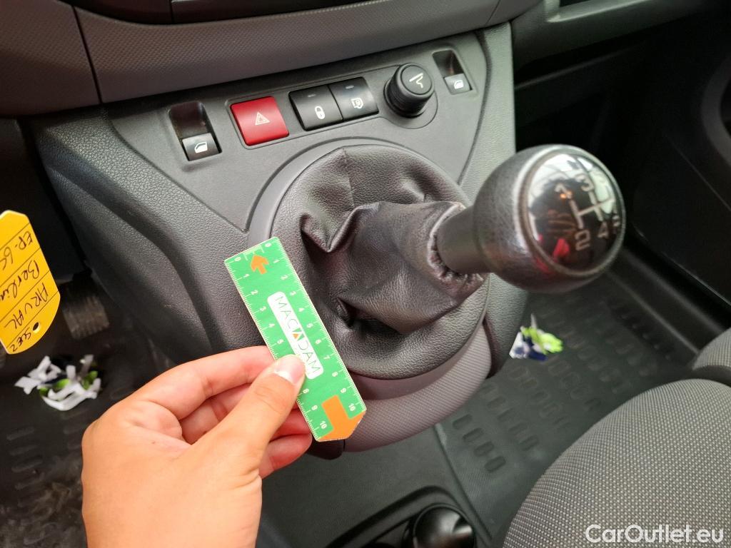  Citroen  Berlingo  Fourgon Club L1 (Court) 1.6 BlueHDi 100CV BVM5 E6 #14