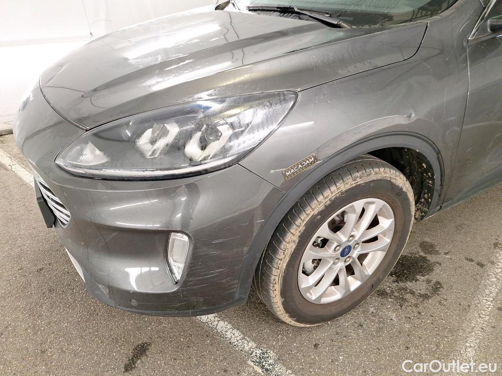  Ford  Kuga FORD  / 2019 / 5P / SUV 2.5 190 hybrid Flexifuel Pshift Titanium #79