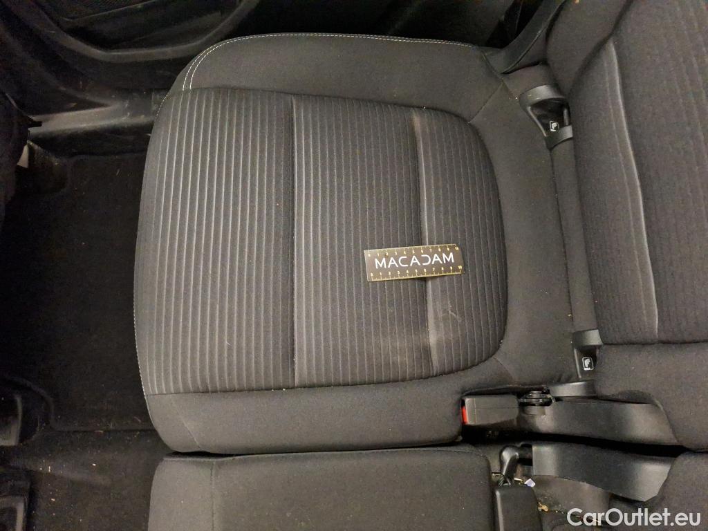  Ford  Kuga FORD  / 2019 / 5P / SUV 2.5 190 hybrid Flexifuel Pshift Titanium #51