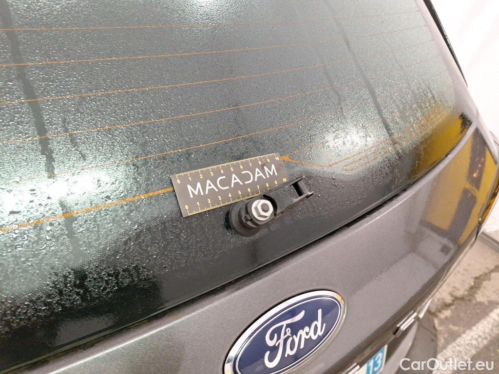 Ford  Kuga FORD  / 2019 / 5P / SUV 2.5 190 hybrid Flexifuel Pshift Titanium #61