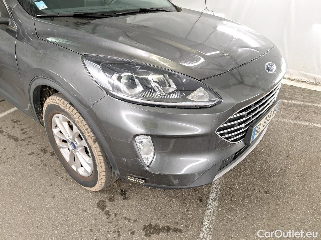  Ford  Kuga FORD  / 2019 / 5P / SUV 2.5 190 hybrid Flexifuel Pshift Titanium #19
