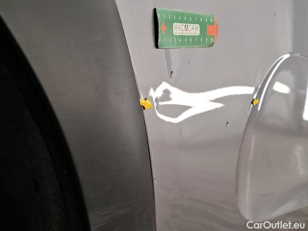  Citroen  C3  Shine Business 1.2 PureTech 80CV BVM5 E6 #6