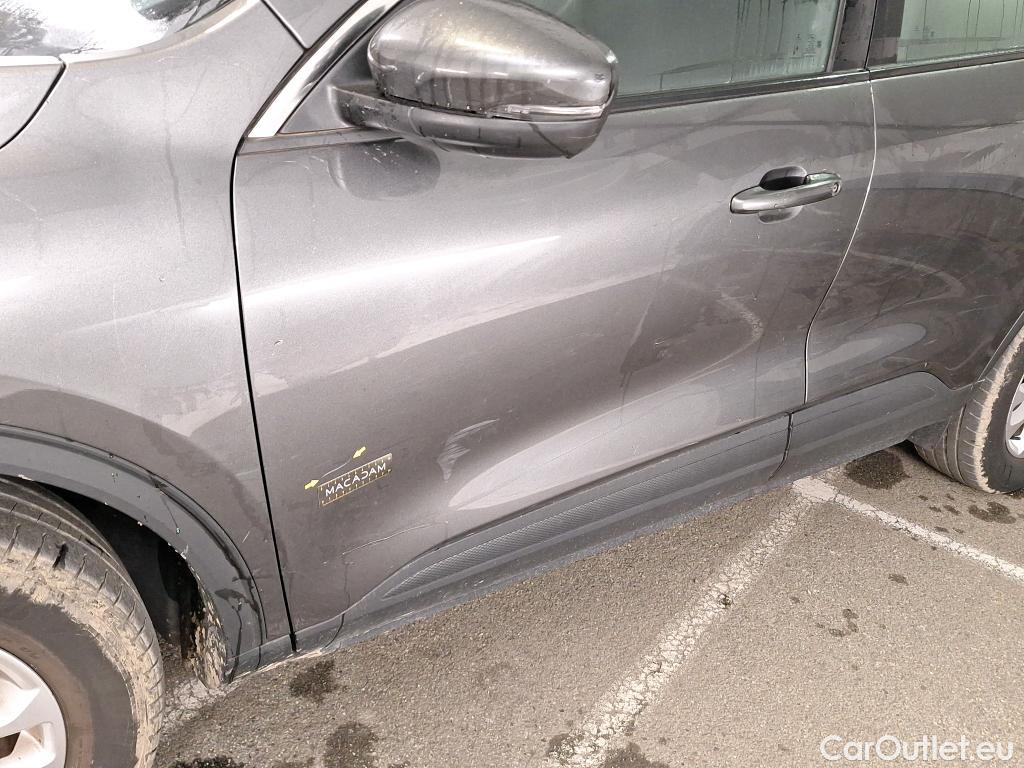  Ford  Kuga FORD  / 2019 / 5P / SUV 2.5 190 hybrid Flexifuel Pshift Titanium #77
