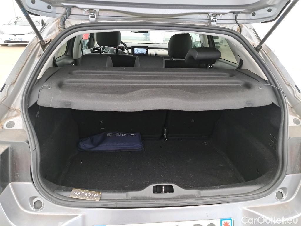  Citroen  C4 Cactus  Shine Business 1.5 BlueHDi 100CV BVM6 E6dT #21