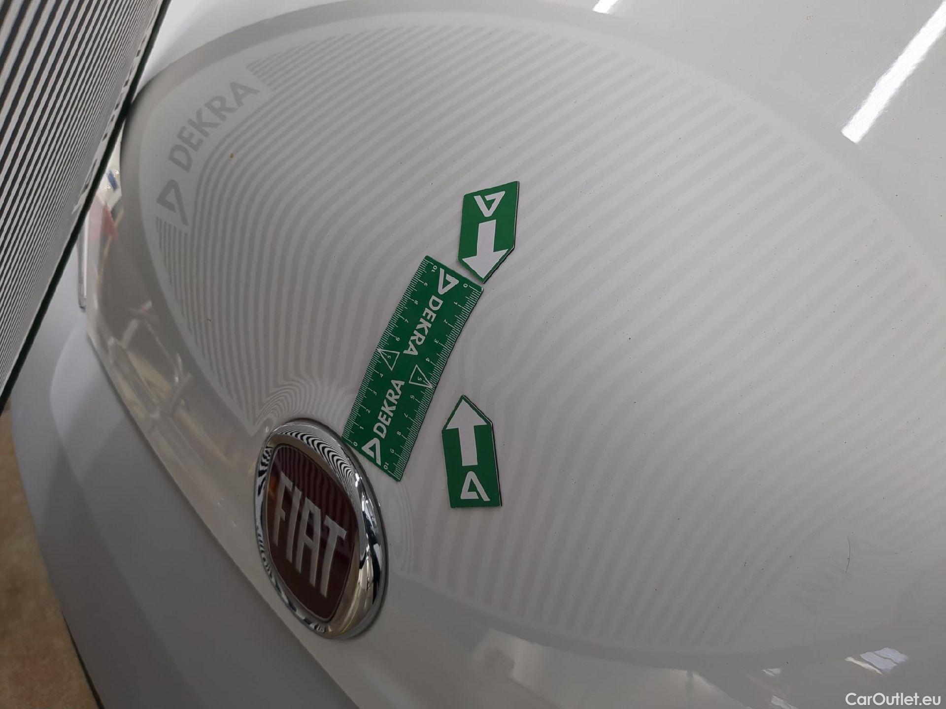  Fiat  Fiorino FIAT  / 2016 / 4P / Fourgonnette 1.3 Multijet 95 Pro Lounge #24