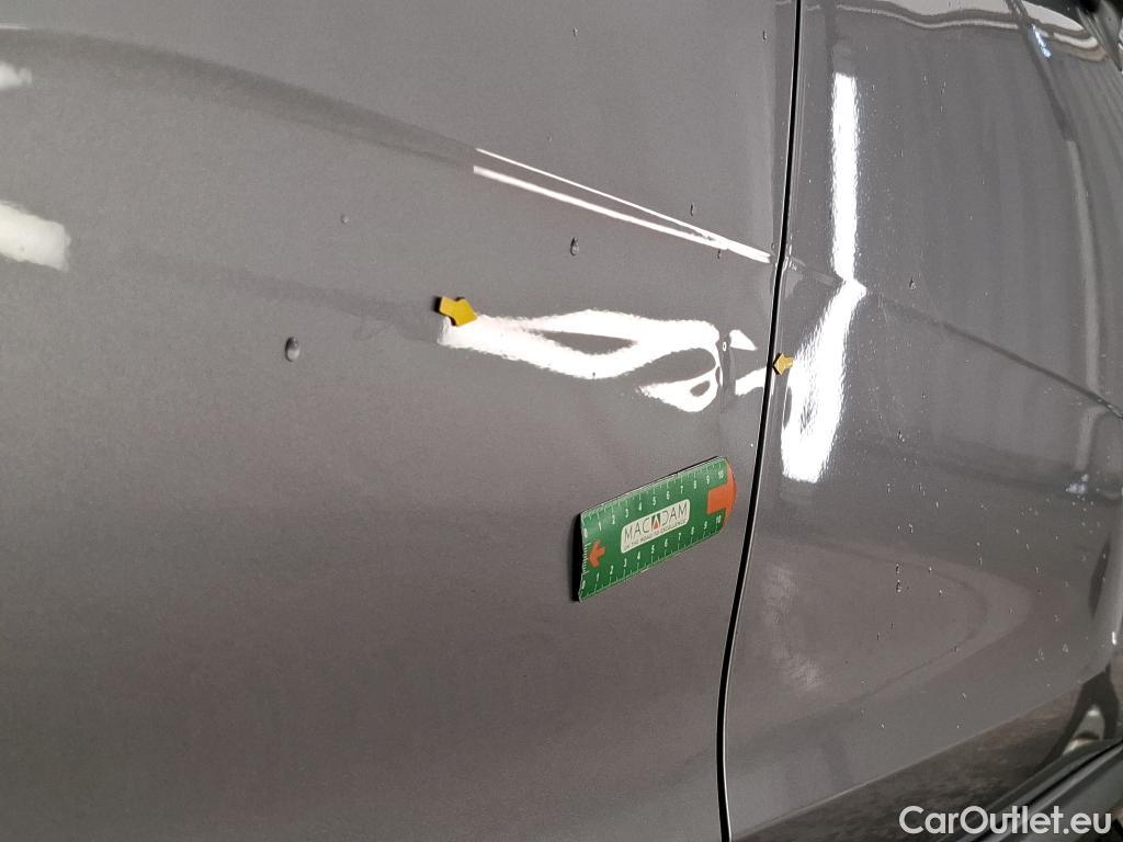  Citroen  C3  Shine Business 1.2 PureTech 80CV BVM5 E6 #8