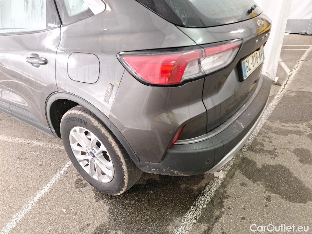  Ford  Kuga FORD  / 2019 / 5P / SUV 2.5 190 hybrid Flexifuel Pshift Titanium #64