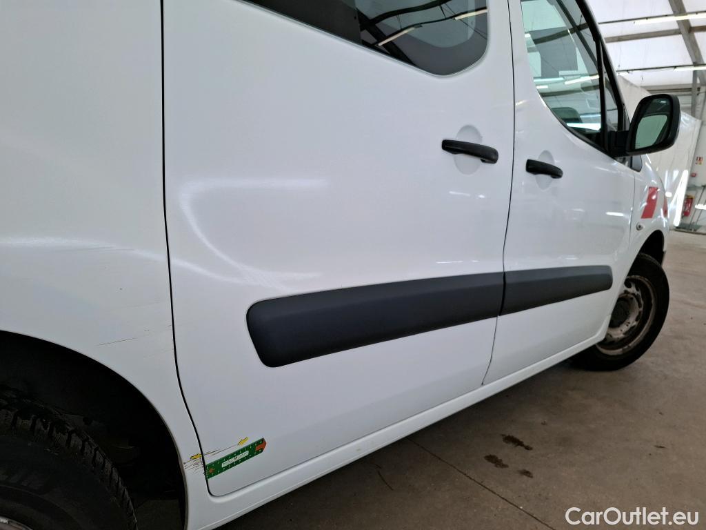  Citroen  Berlingo  Fourgon Club L1 (Court) 1.6 BlueHDi 100CV BVM5 E6 #24