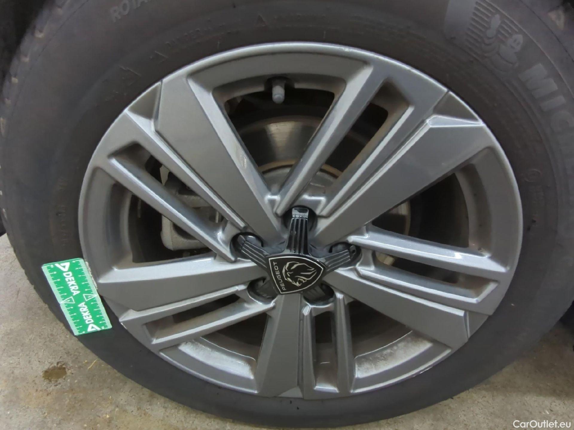  Peugeot  308  Active Pack 1.2 PureTech 130CV BVA8 E6d #19