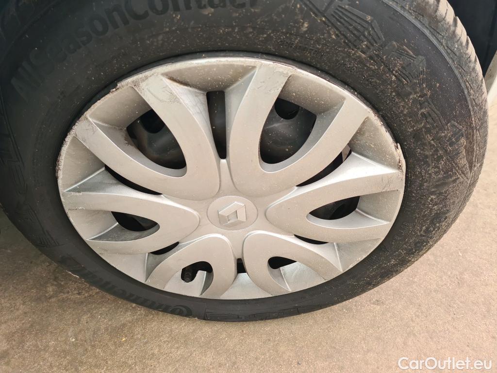  Renault  Clio  IV Air MediaNav 1.5 dCi 90CV BVM5 E6 #7