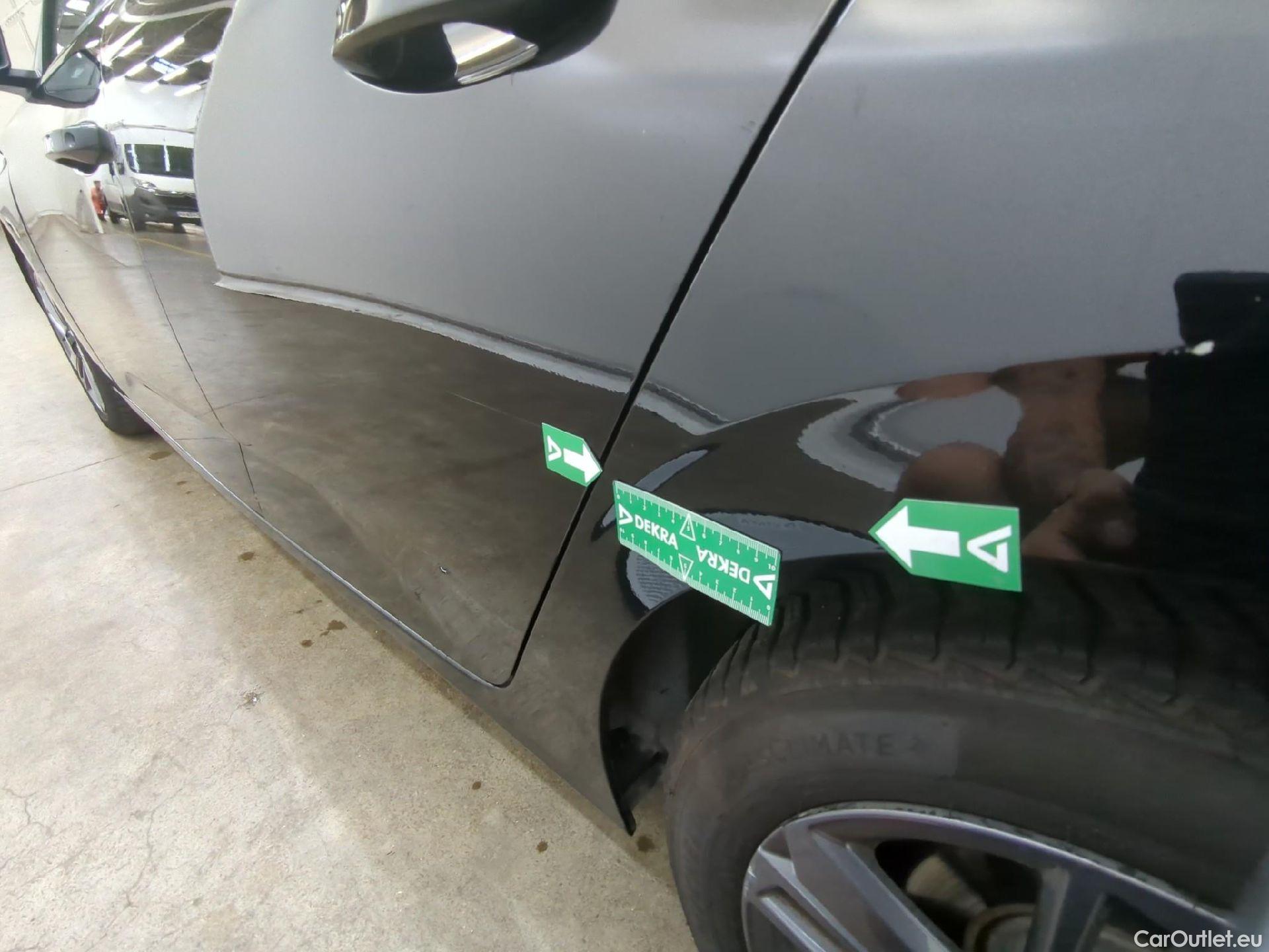  Peugeot  308  Active Pack 1.2 PureTech 130CV BVA8 E6d #44