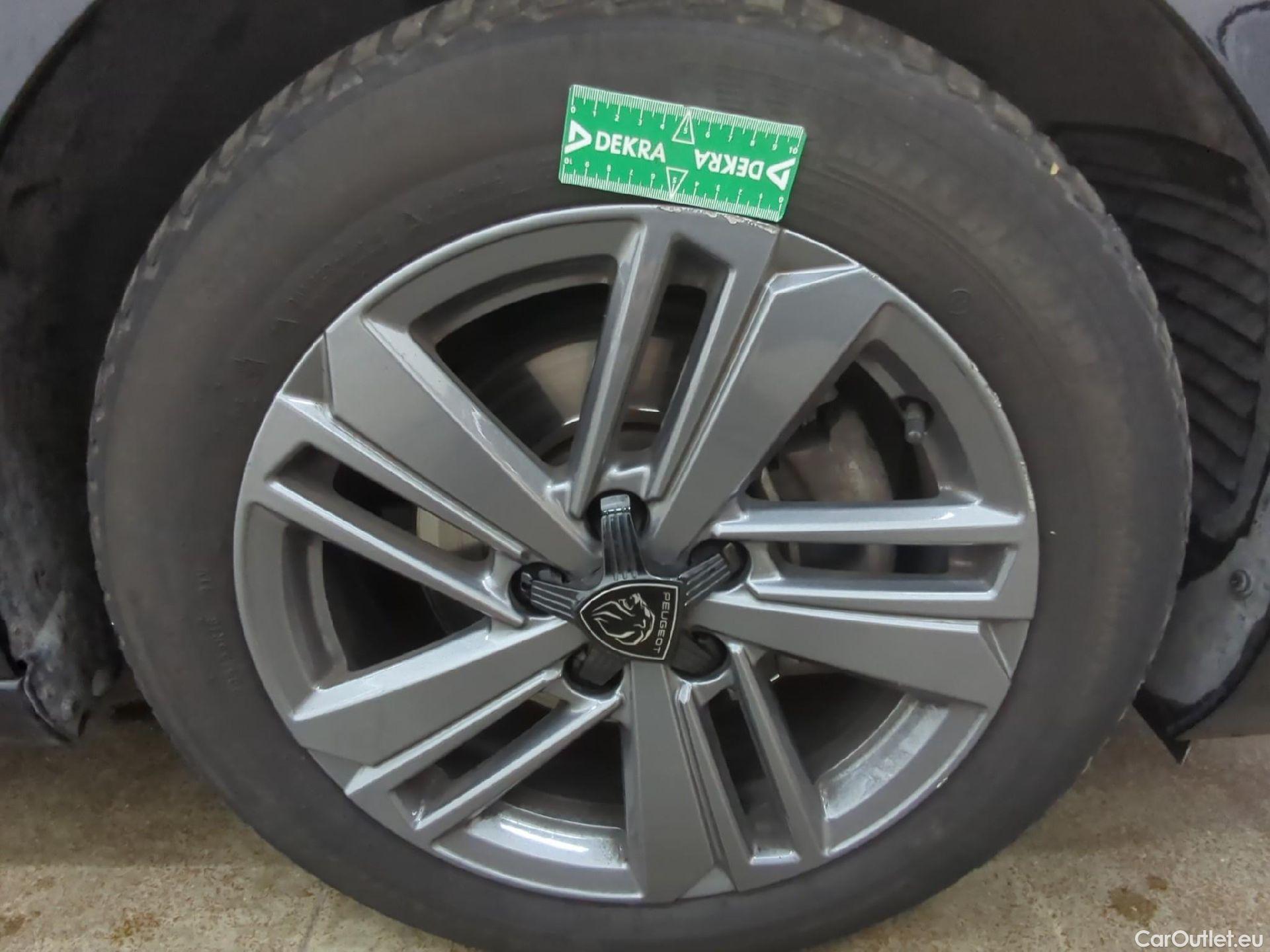  Peugeot  308  Active Pack 1.2 PureTech 130CV BVA8 E6d #21