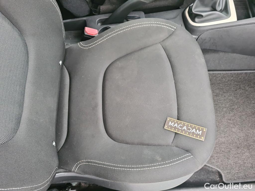  Renault  Captur  Business 0.9 TCe 90CV BVM5 E6 #14