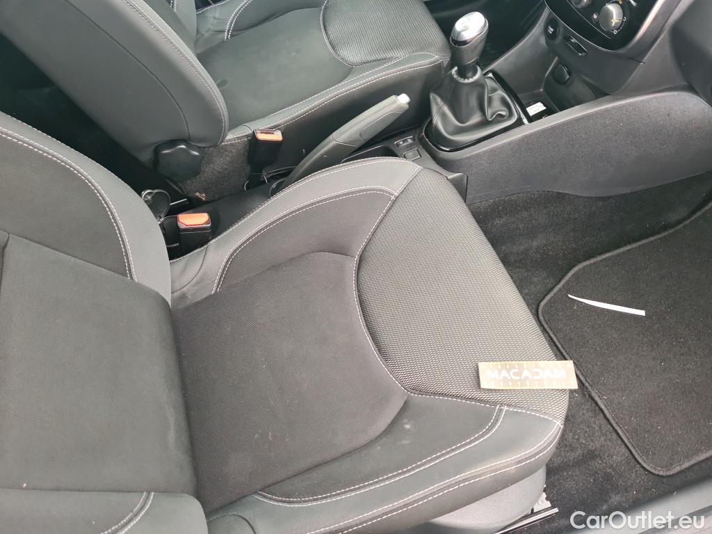  Renault  Clio  IV Air MediaNav 1.5 dCi 90CV BVM5 E6 #11