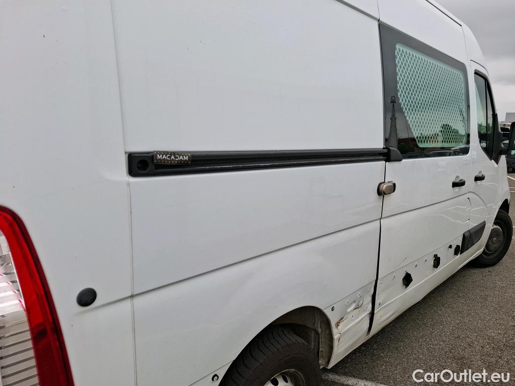  Renault  Master RENAULT  VU 4p Fourgon FG GCf Trac F3500 L2H2 Energy dCi 145 E6 #63