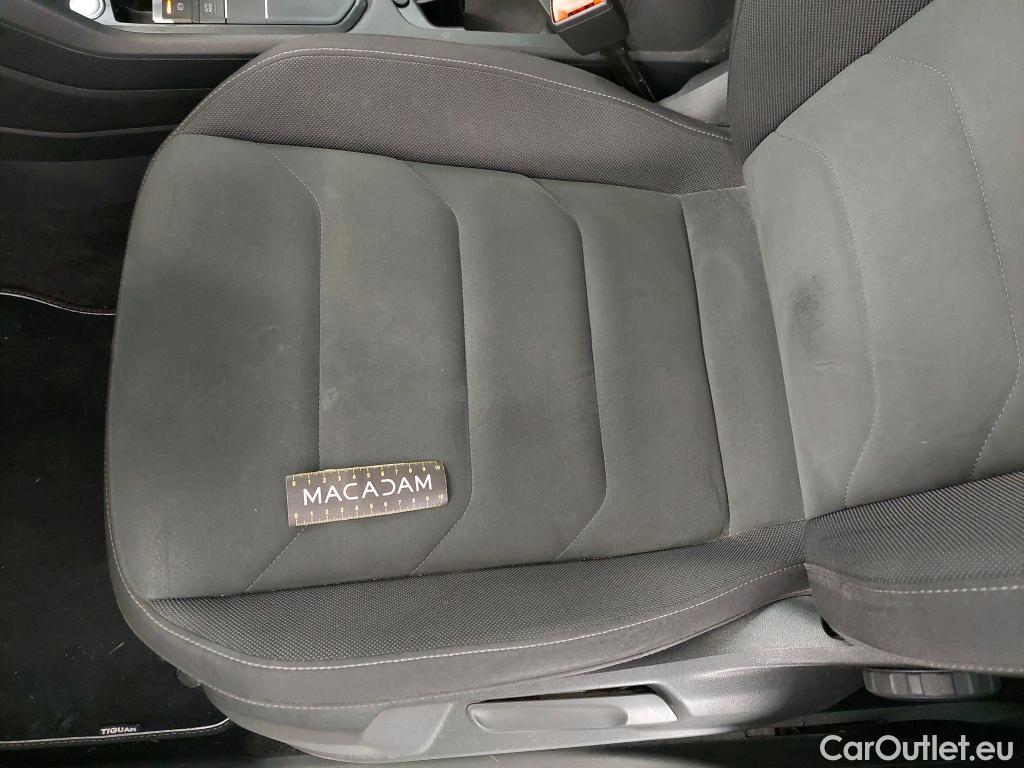  Volkswagen  Tiguan VOLKSWAGEN  5p SUV 1.5 TSI 150 EVO DSG7 Carat #16