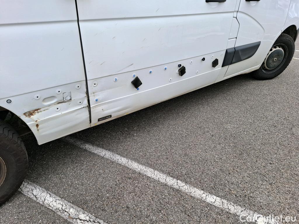  Renault  Master RENAULT  VU 4p Fourgon FG GCf Trac F3500 L2H2 Energy dCi 145 E6 #23