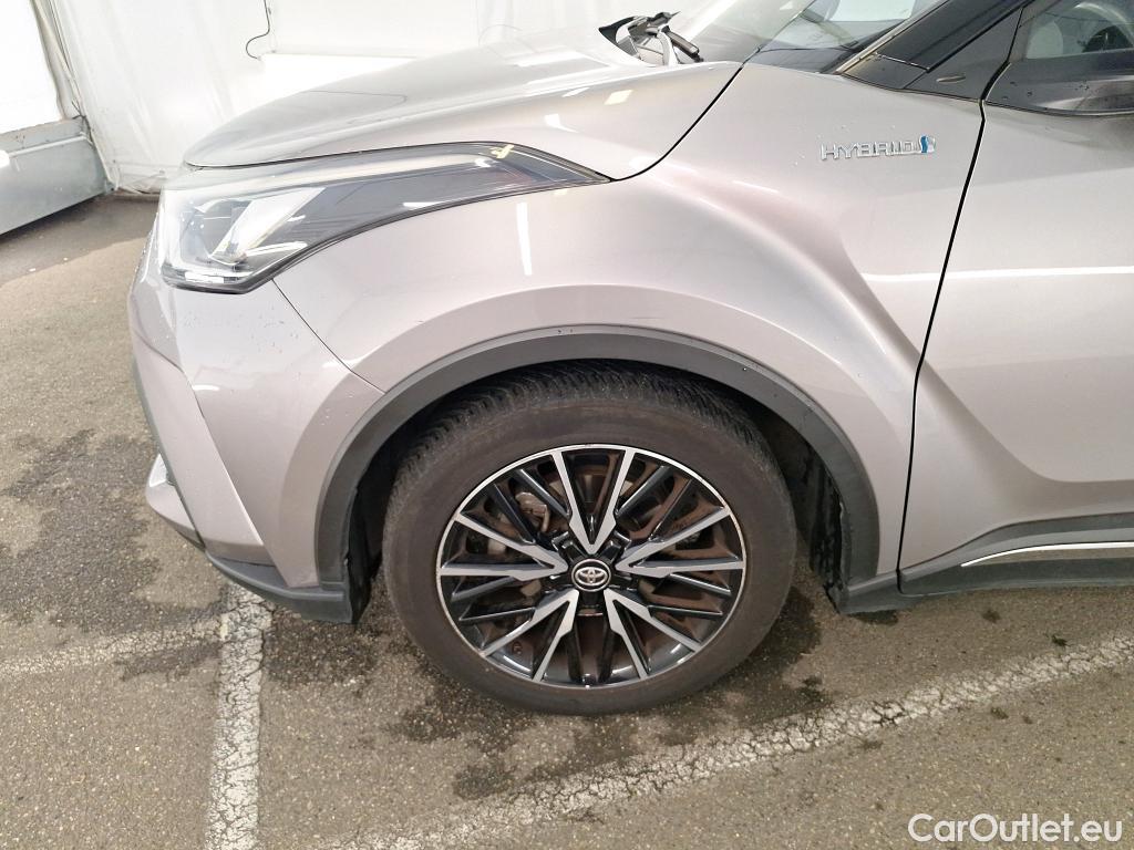  Toyota  C-HR TOYOTA  / 2016 / 5P / SUV 2.0 HYBRIDE 184 DISTINCTIVE #19