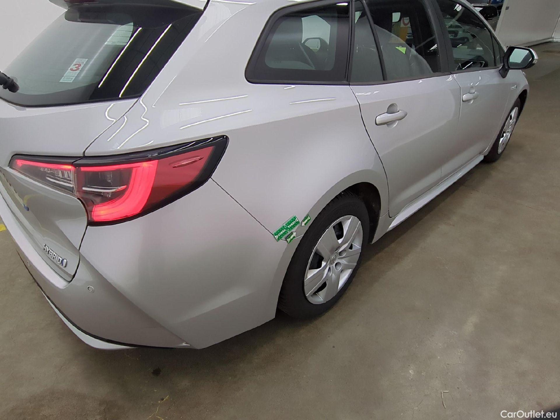  Toyota  Corolla TOYOTA  Touring Sports / 2018 / 5P / Break Hybride 122h Dynamic Business #20