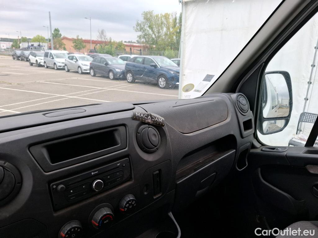  Renault  Master RENAULT  VU 4p Fourgon FG GCf Trac F3500 L2H2 Energy dCi 145 E6 #48
