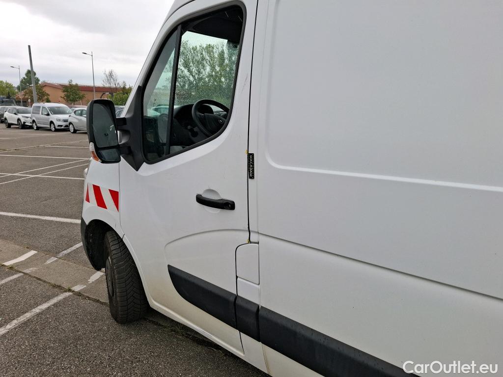  Renault  Master RENAULT  VU 4p Fourgon FG GCf Trac F3500 L2H2 Energy dCi 145 E6 #80