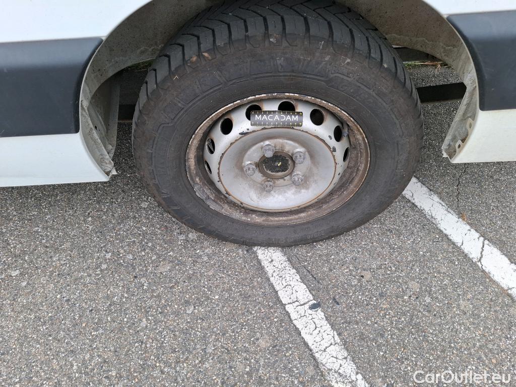  Renault  Master RENAULT  VU 4p Fourgon FG GCf Trac F3500 L2H2 Energy dCi 145 E6 #68