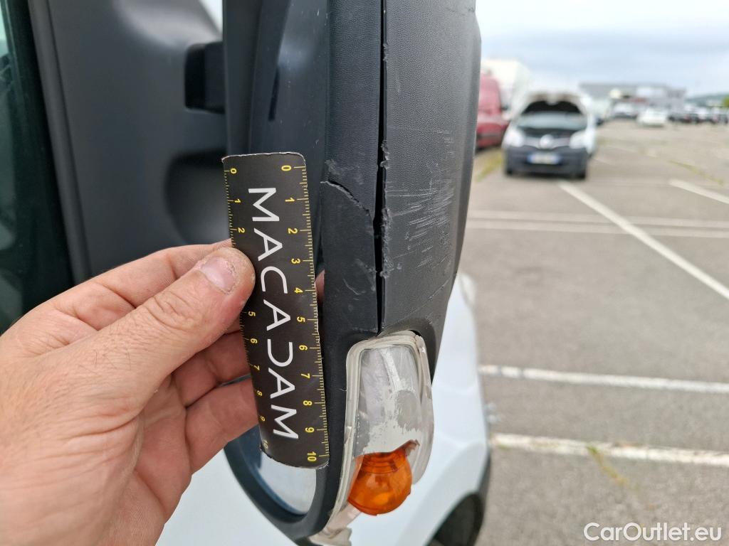  Renault  Master RENAULT  VU 4p Fourgon FG GCf Trac F3500 L2H2 Energy dCi 145 E6 #30