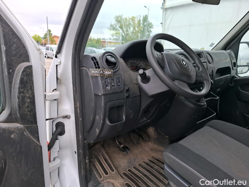  Renault  Master RENAULT  VU 4p Fourgon FG GCf Trac F3500 L2H2 Energy dCi 145 E6 #61