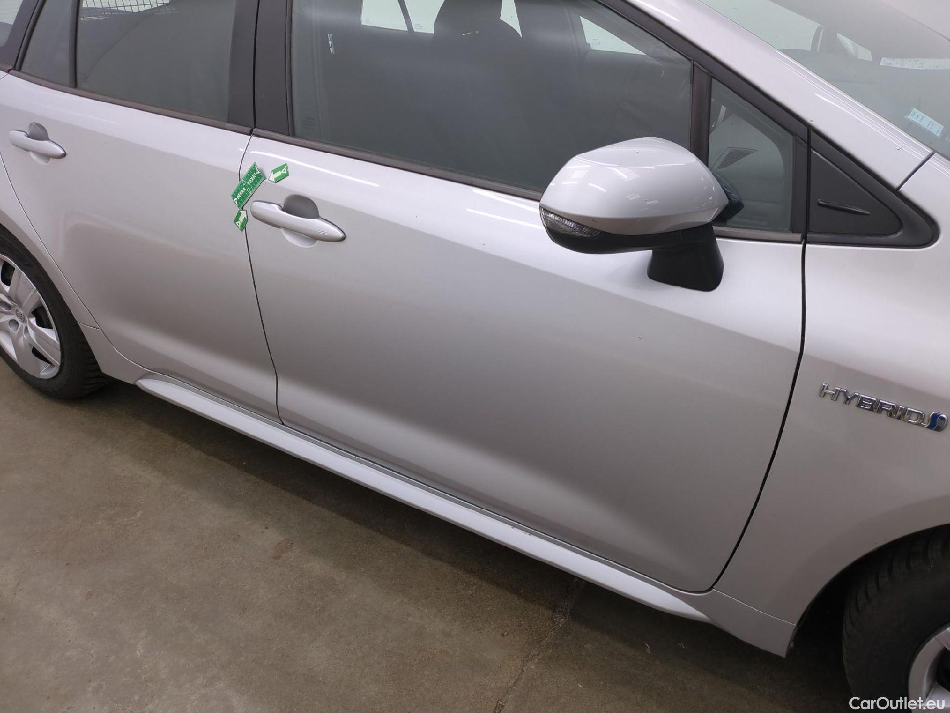  Toyota  Corolla TOYOTA  Touring Sports / 2018 / 5P / Break Hybride 122h Dynamic Business #29