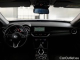  Alfa Romeo   STELVIO ALFA ROMEO / 2017 / 5P / SUV 2.2 TURBO DIESEL 160CV BUSINESS AT8 RWD #3