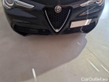  Alfa Romeo   STELVIO ALFA ROMEO / 2017 / 5P / SUV 2.0 TURBO BENZINA 200CV BUSINESS AT8 Q4 #25