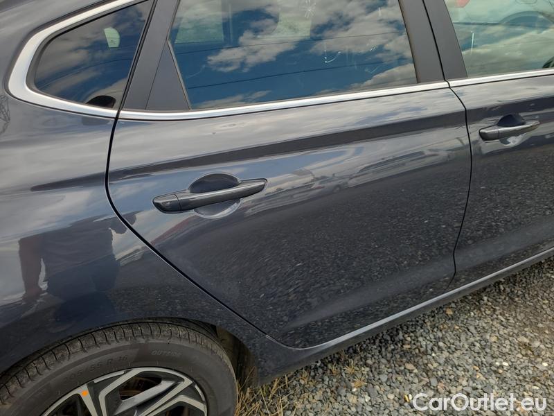  Hyundai  i30  Fastback (2018 ->)  FB 1.5TGDI 118 Smart #28