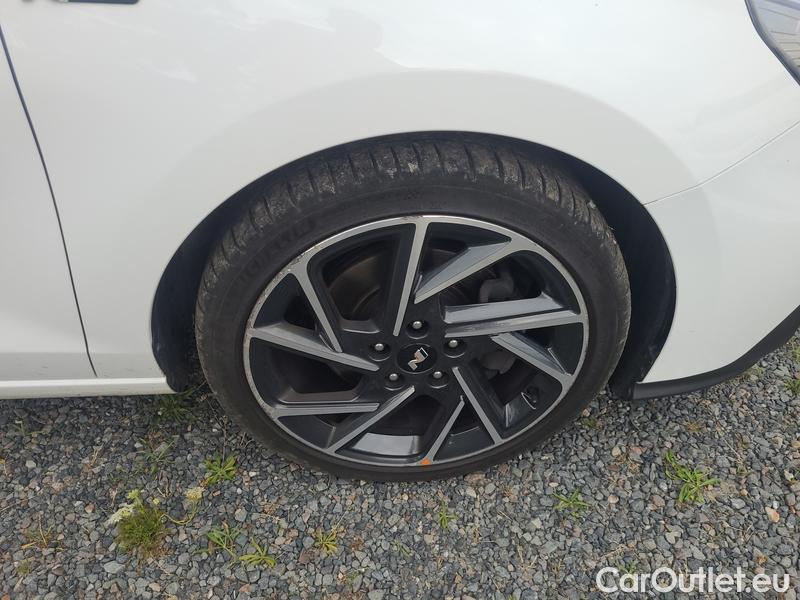  Hyundai  i30   cw (PD)(2017->)  kom.1.5T-GDI N Line 5d #35