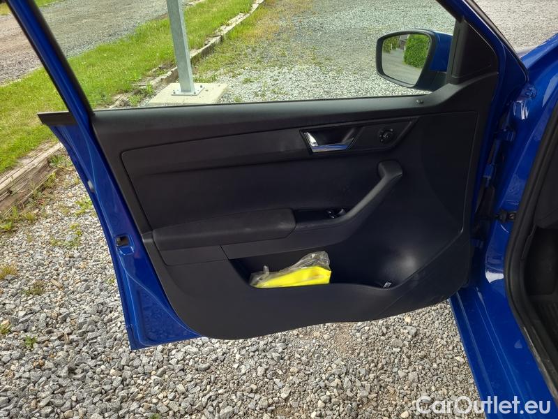  Skoda  Fabia  Combi (2015)  Com.1.0TSI 70 Ambition #14