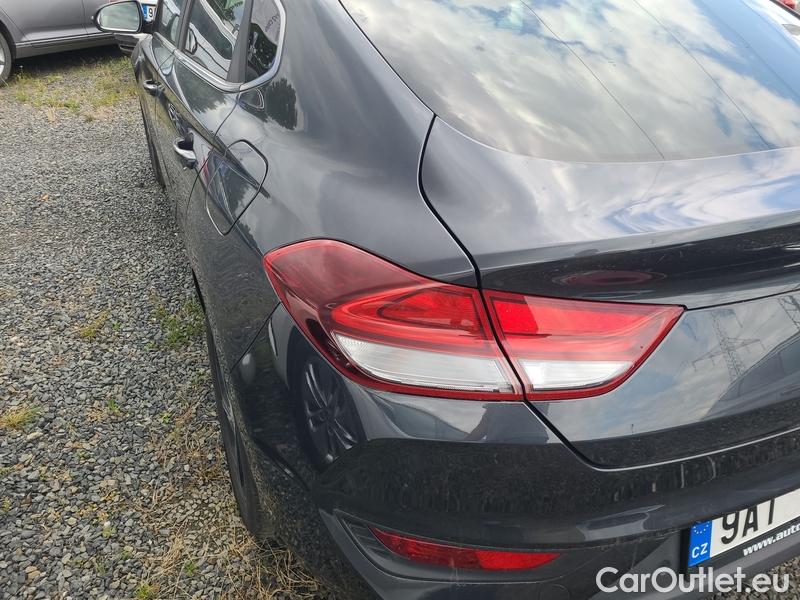  Hyundai  i30  Fastback (2018 ->)  FB 1.5TGDI 118 Smart #20