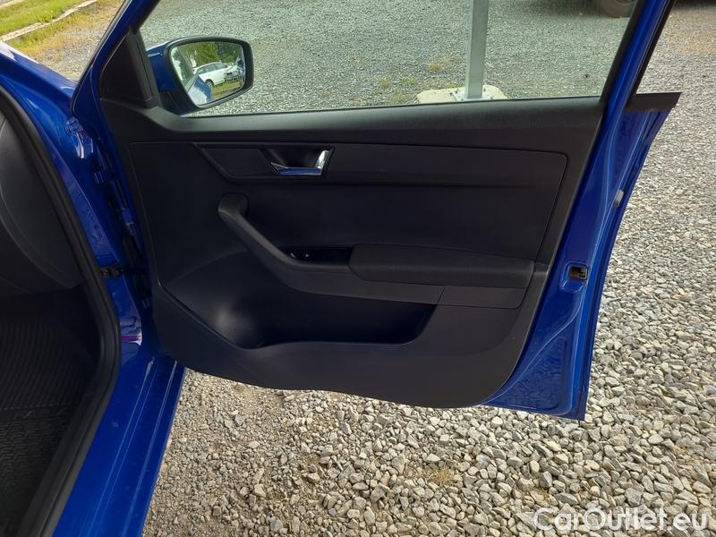  Skoda  Fabia  Combi (2015)  Com.1.0TSI 70 Ambition #24