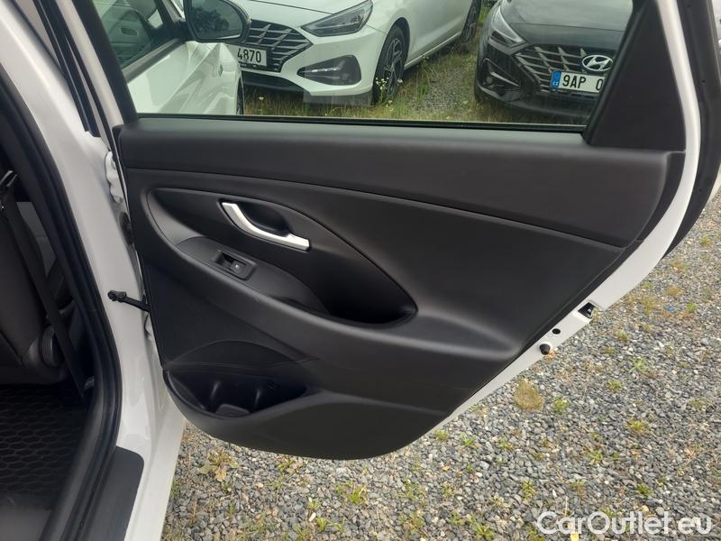  Hyundai  i30   cw (PD)(2017->)  kom.1.5T-GDI N Line 5d #32