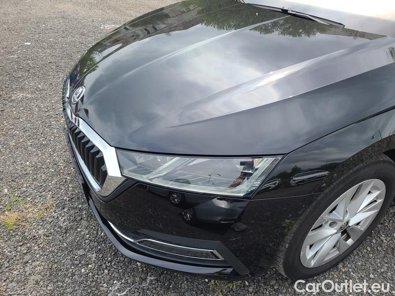  Skoda  Octavia  Combi (NX3)(2020) Oct.Com.1.4TSI 150 Style AT #25