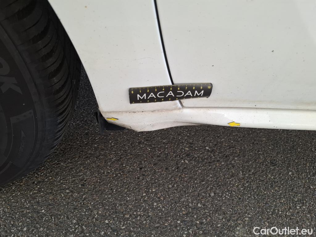  Peugeot  208  Affaire Premium 1.5 HDi 100CV BVM5 E6dT #21