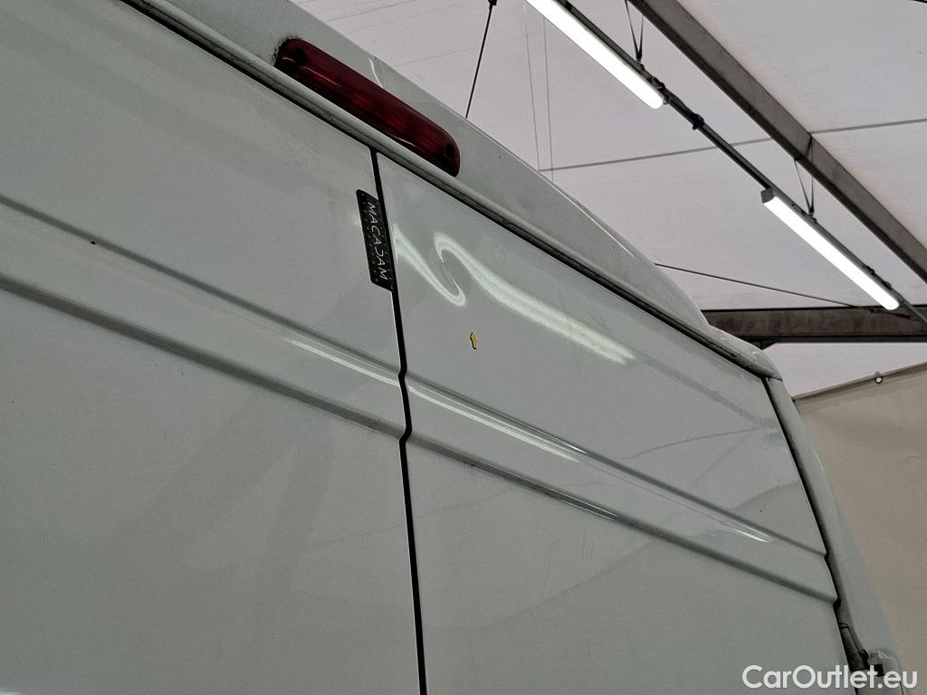  Peugeot  Boxer PEUGEOT  VU 4p Fourgon 2.0 BLUEHDI 110 PREMIUM 330 L1H2 #17