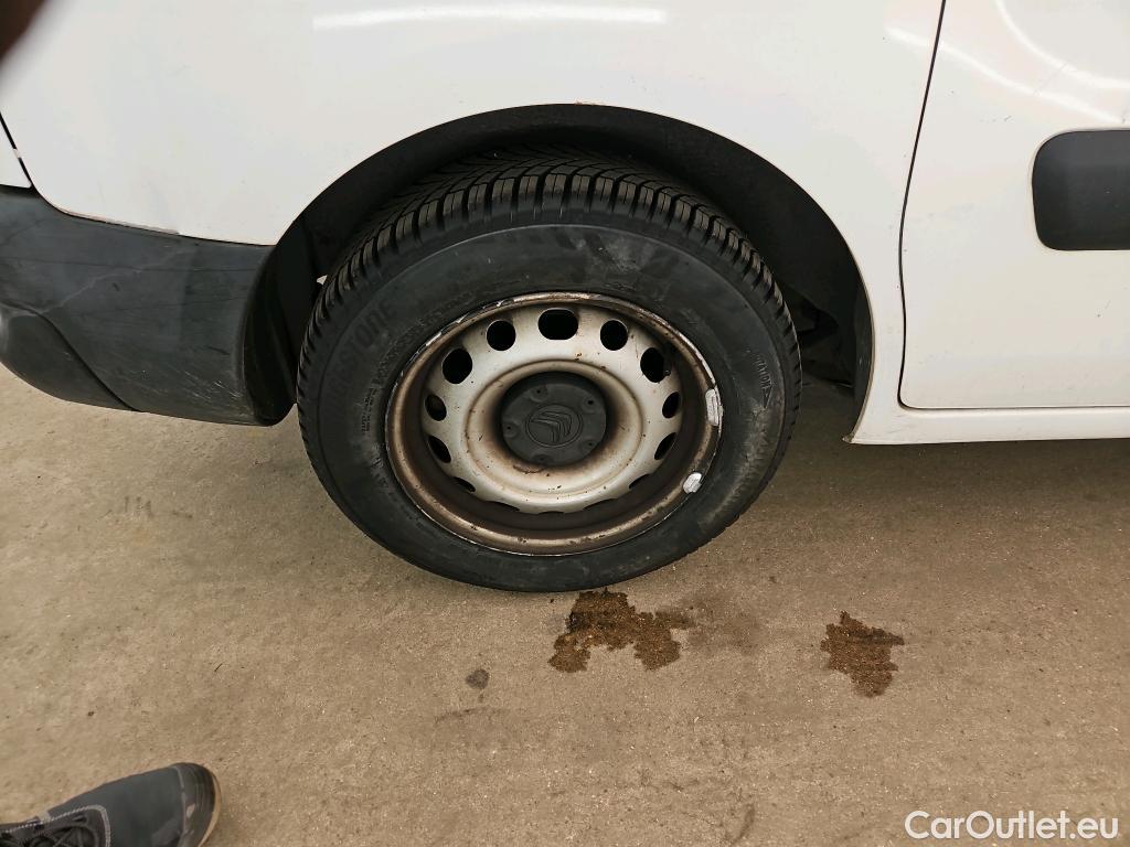  Citroen  Berlingo  Fourgon Club L1 (Court) 1.6 BlueHDi 100CV BVM5 E6 #29
