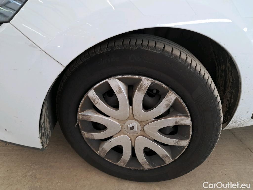  Renault  Clio  IV Air MediaNav 1.5 dCi 75CV BVM5 E6 #59